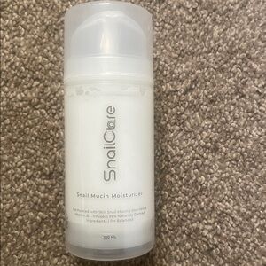 Snail mucin moisturizer